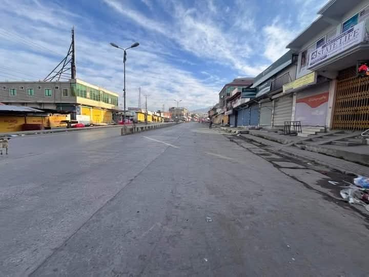 SohrabBarkatt's tweet image. پورا آزاد کشمیر غیر معینہ مدت تک مکمل بند۔۔ عوام کا فیصلہ