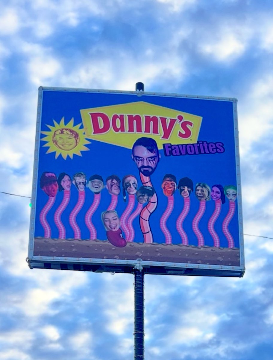 moose girl tweet media