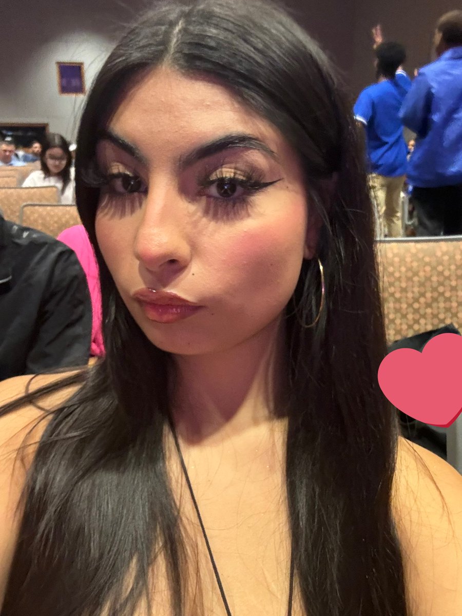 _johanachavez_'s tweet photo. 🌸 https://t.co/FiIq7nyVgD