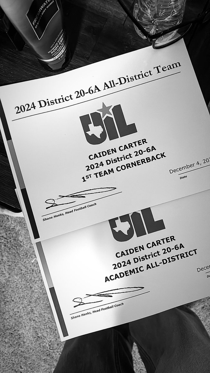 THEcaidencarter's tweet photo. all glory to the man above✞ https://t.co/9hvb18Mw1J