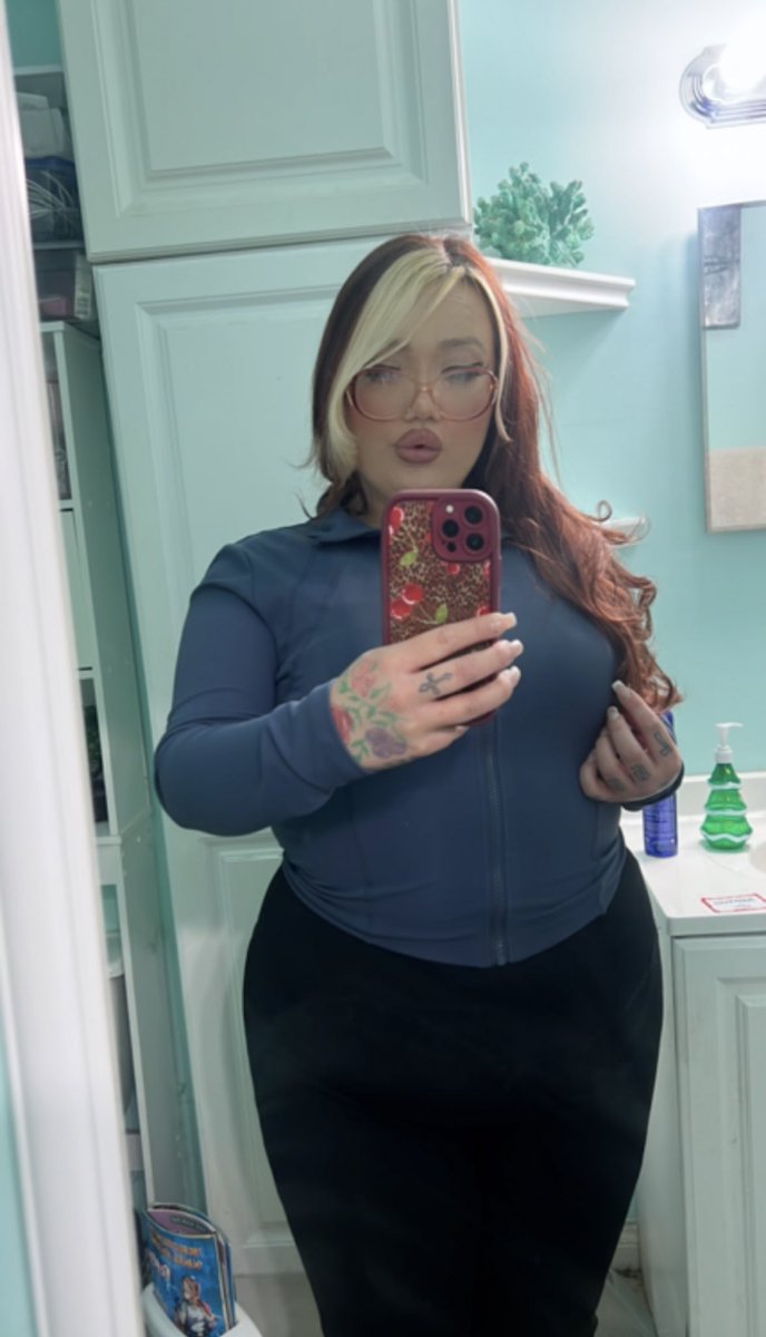 iknowusickofme's tweet image. 🫶🏼