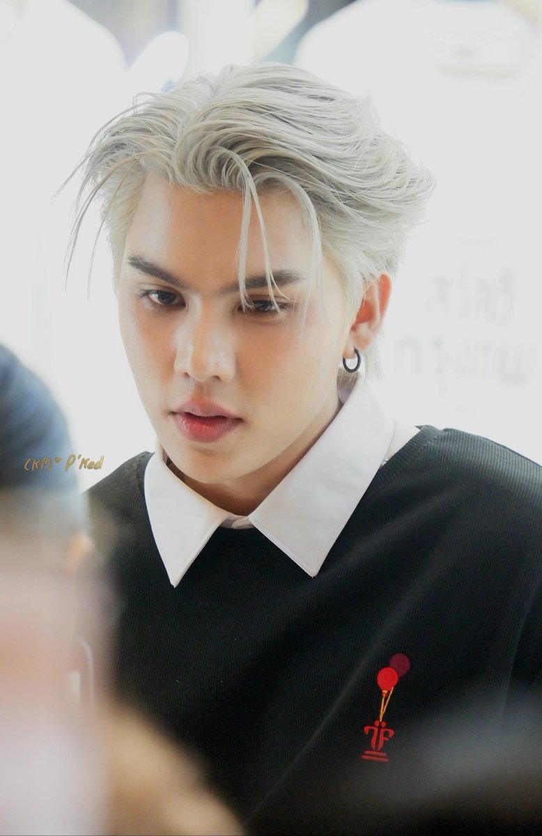 Ketsaraee08's tweet photo. God of Ice 🧊
FORT X SIAMDISCOVERY
#FortFTSXSIAMDISCOVERY
#FortFTSXFUTURELAB
{ @fort_fts 🐻 }
#FortFTS #ComeFortZon #BabyFeat https://t.co/TQDPaKq1lf