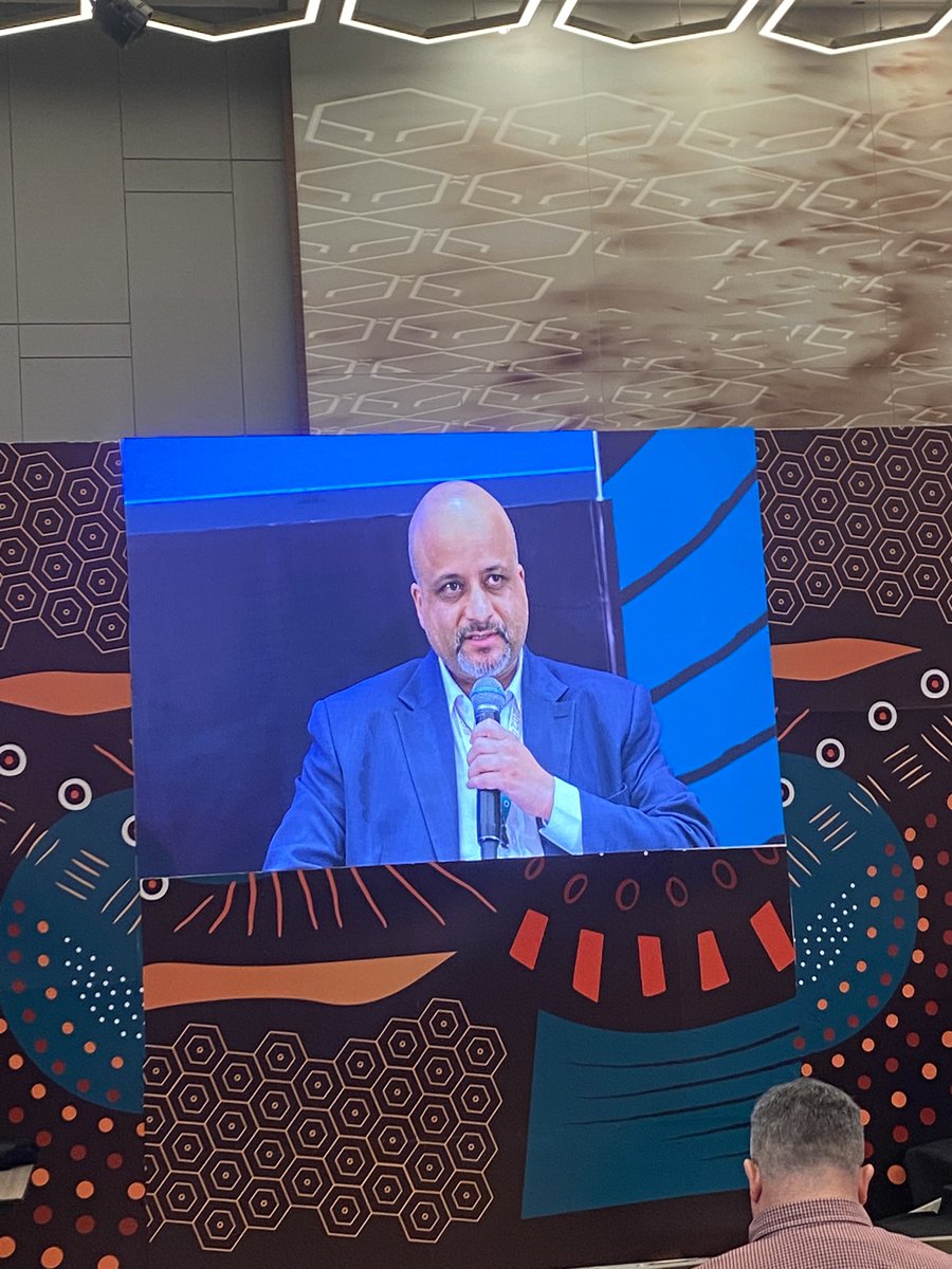 KenyaTechEvents's tweet photo. Jay Patel from @jacarandakenya  shares how expectant mothers use technology in healthcare. With Jacaranda Prompts, mothers receive helpful tips—like UlizaLlama, which answers Swahili health questions (e.g., about headaches) with detailed responses in Swahili. #GDHF https://t.co/AsREmn8Rtu