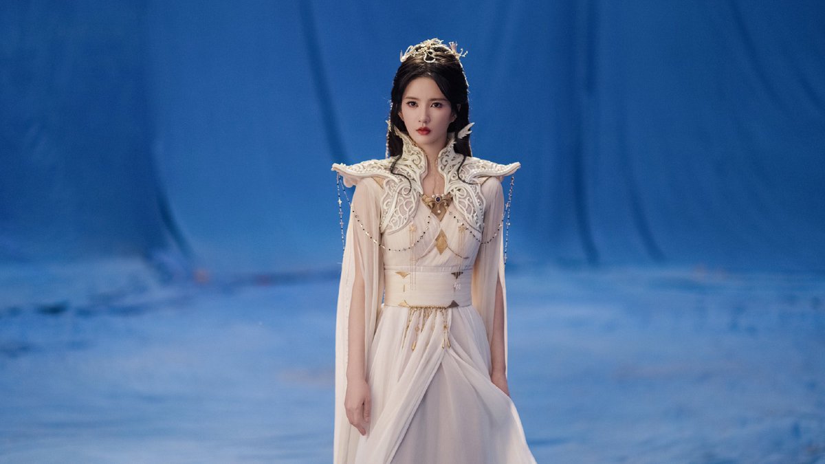 lxnthaifans's tweet photo. [2024.12.05]
LiuXiening Studio Update 

แสงจันทร์สีขาวเจือหยาดฝน ไม่ปนเปื้อนฝุ่นธุลี ท่ามกลางการโต้เถียง ความทะเยอทะยานเริ่มปรากฏ ลองดูเชียนเริ่นเสวี่ย @หลิวเซียหนิง ว่าจะคลี่คลายสถานการณ์ตึงเครียดนี้ได้อย่างไรในกระแสธารที่ซ่อนเร้นนี้

📺รับชมซับไทย #ตํานานจอมยุทธ์ภูตถังซาน2 ได้ทาง @WeTVThailand 

#DoulouContinent2 #斗罗大陆2 #TheLandofWarriors
#SALLY #샐리 #แซลลี่
#LiuXiening #刘些宁 #หลิวเซียหนิง