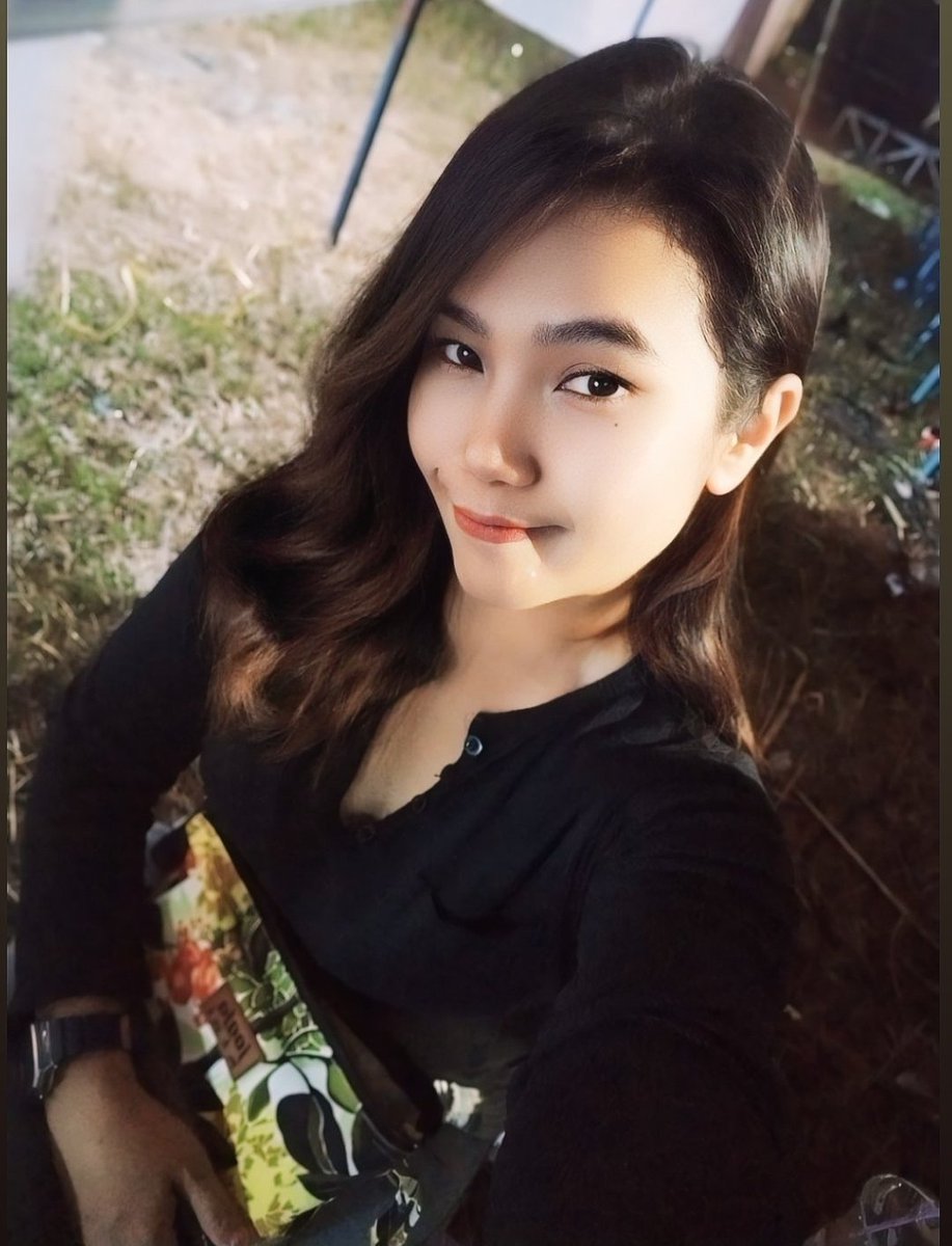sisichocolee's tweet photo. https://t.co/JbBWXNQ71A