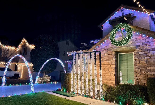 SellWithMark's tweet photo. Looking for something fun to do this weekend? Look no further!!! Click the link below for a map of all the best places to view holiday lights in the Valley!

https://t.co/4ZdeF4gmTA https://t.co/NfpVyu1rR8