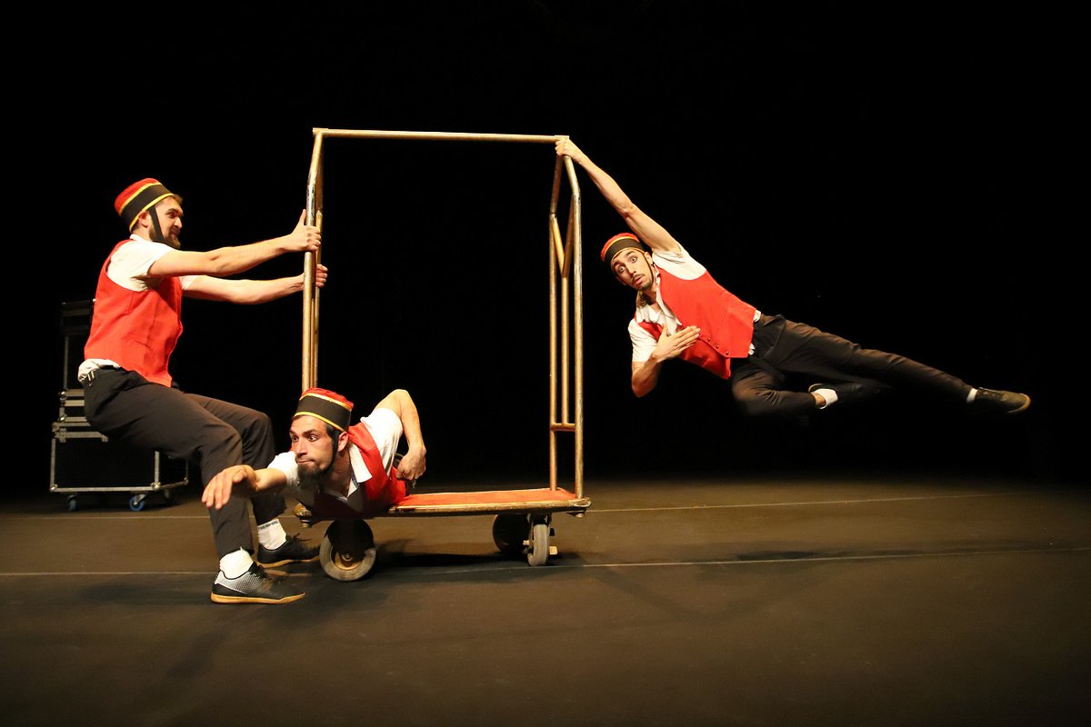 Escena grAn (@escenagran) on Twitter photo 📋 La cartellera d'aquest cap de setmana:
• EL LLOC DEL DESIG
07.12 | 18h | <a href="/TAGranollers/">Teatre Auditori de Granollers</a>
• HOTEL BUCAREST
08.12 | 11h | <a href="/edisoncinema/">Cinema Edison</a>
ℹ️ escenagran.cat 📋 La cartellera d'aquest cap de setmana:
• EL LLOC DEL DESIG
07.12 | 18h | <a href="/TAGranollers/">Teatre Auditori de Granollers</a>
• HOTEL BUCAREST
08.12 | 11h | <a href="/edisoncinema/">Cinema Edison</a>
ℹ️ escenagran.cat