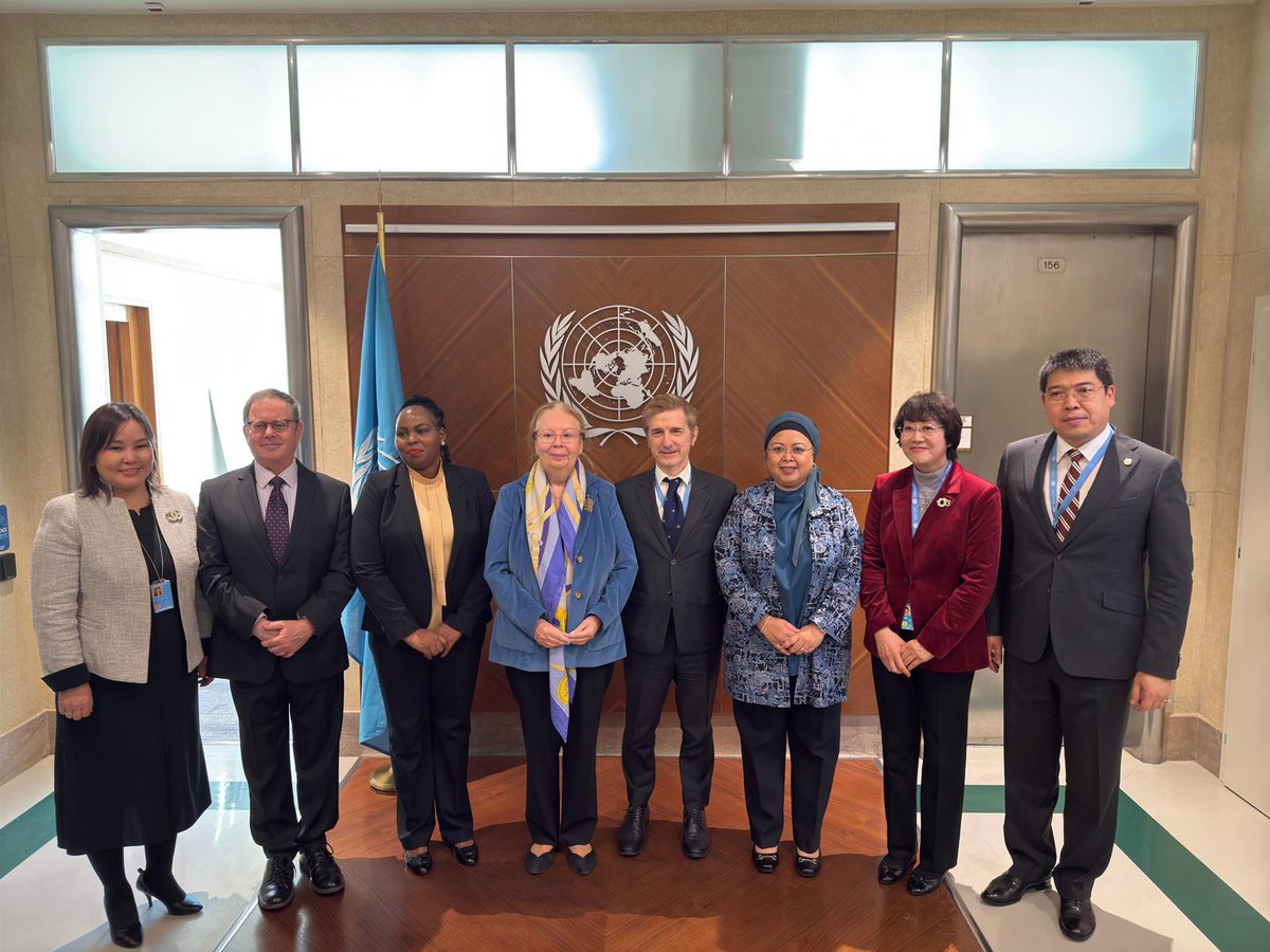 Leonardo Bencini (@l_bencini) on Twitter photo Happy to meet Director-General <a href="/UN_Valovaya/">Tatiana Valovaya, Director-General of UN Geneva</a> with the other 2025 P6+2 Presidents of the #ConferenceOnDisarmament. Looking forward to Italy's presidency in January Happy to meet Director-General <a href="/UN_Valovaya/">Tatiana Valovaya, Director-General of UN Geneva</a> with the other 2025 P6+2 Presidents of the #ConferenceOnDisarmament. Looking forward to Italy's presidency in January