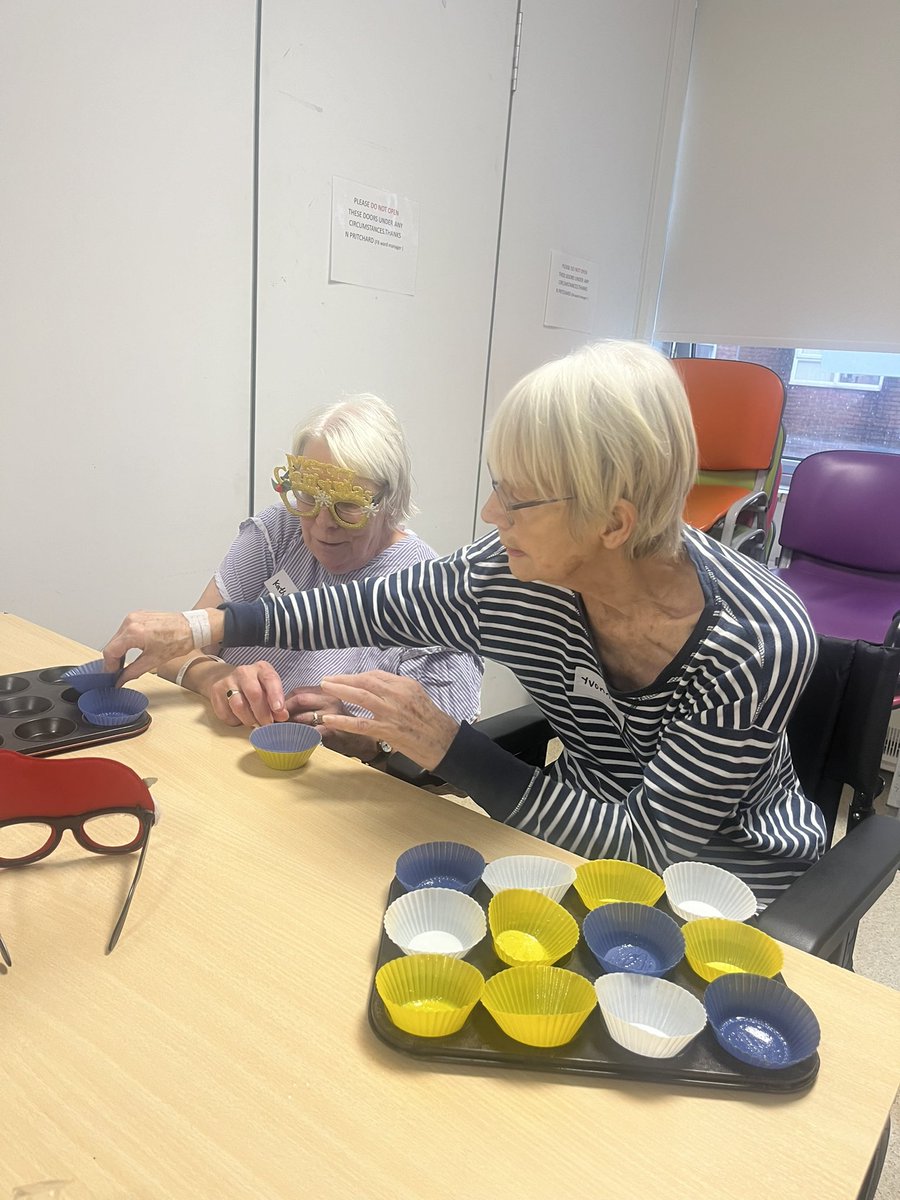 Hannah Davis tweet media