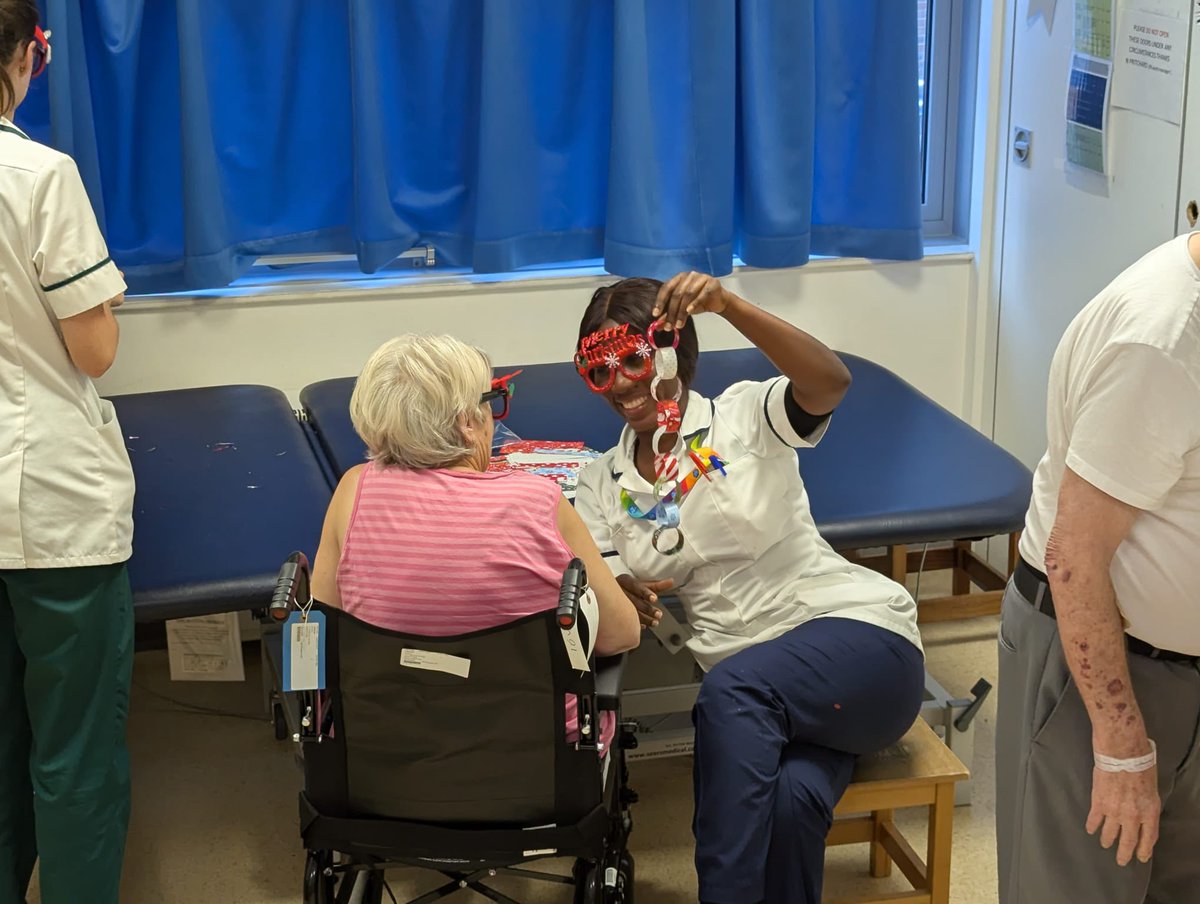 Hannah Davis tweet media