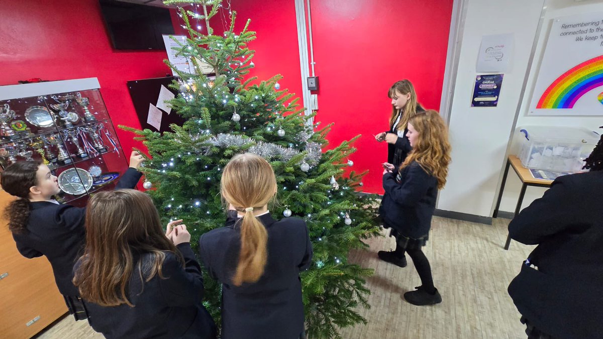 bthcc_college's tweet photo. Some of our wonderful students decorating our Christmas π
π» trees πππ#bthway #bthfamily #advent https://t.co/qQVYJCaT80