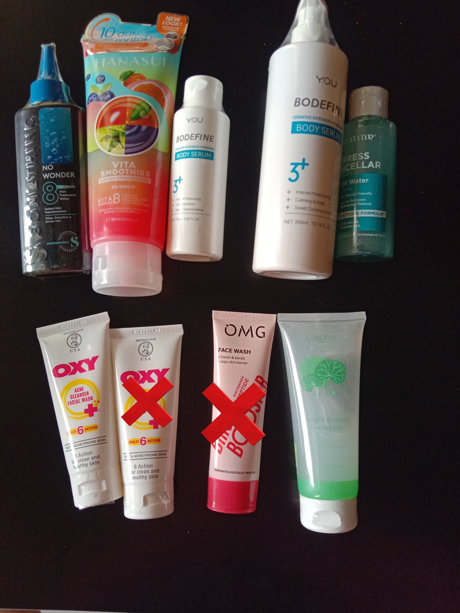 sunfloster's tweet image. WTS Skincare Bodycare Make up nya guys aku mau jual cepet aja kalo ada yg mau take all 235k ajaa yuk udh dapet shampoo somethinc body serum micellar water Azarine pressed powder looke lip vinyl hanasui SS lacoco serum Scarlett some by mi moist dark spot. exp aman semua #zonajajan