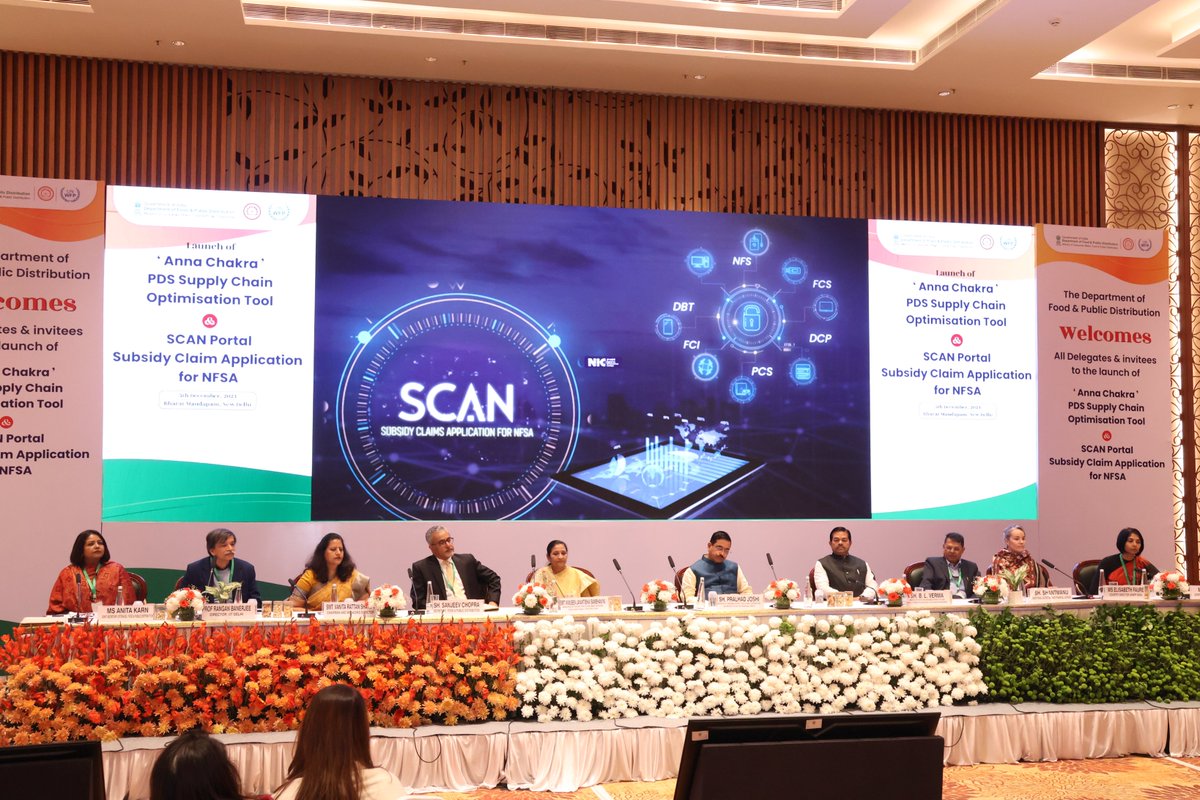 fooddeptgoi's tweet photo. Hon’ble Union Minister, Shri Pralhad Joshi launched the SCAN - Subsidy Claim Application for NFSA. 
#AnnaChakra #SCAN #InnovationInAction #DigitalIndia #FoodSecurity