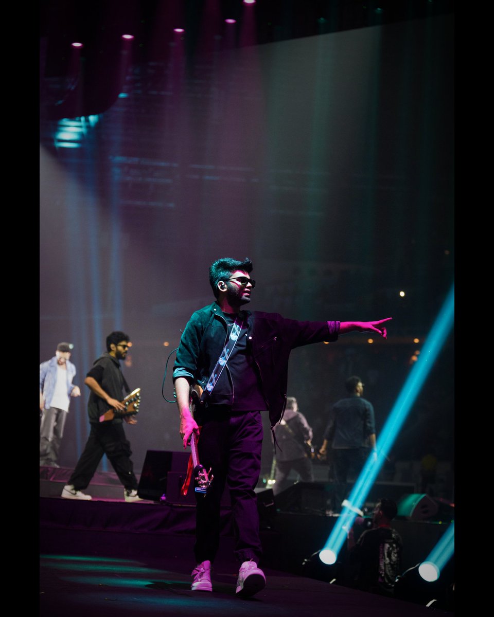 Le_Sajbro's tweet photo. Livin' in my #RawPerspective Era ๐โโ๏ธ๐ฆฆโจ
๐ธ : @_rakeshprakash
#RPWrapped #RPWrapped2024 #AnirudhLive #AnirudhLiveInSingapore #HukumTour https://t.co/BwSQfi4DbX