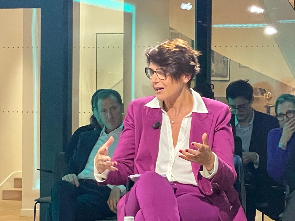 Dominique NOEL (@noeldominique) on Twitter photo #BigBangSanté - <a href="/Le_Figaro/">Le Figaro</a> - <a href="/BigBangFigaro/">Big Bang Vin</a> - #bigbangFigaro
🚀 Débat <a href="/jocjom/">Jacques-Olivier Martin</a>
"Grace la robotique, le parcours de soins du patient peut être nettement raccourci et sa qualité de vie accrue"
✔️Laurence Comte-Arassus <a href="/SnitemDM/">SnitemDM</a> <a href="/GEHealthCare/">GE HealthCare</a>
#robot #esante #BigBangSanté - <a href="/Le_Figaro/">Le Figaro</a> - <a href="/BigBangFigaro/">Big Bang Vin</a> - #bigbangFigaro
🚀 Débat <a href="/jocjom/">Jacques-Olivier Martin</a>
"Grace la robotique, le parcours de soins du patient peut être nettement raccourci et sa qualité de vie accrue"
✔️Laurence Comte-Arassus <a href="/SnitemDM/">SnitemDM</a> <a href="/GEHealthCare/">GE HealthCare</a>
#robot #esante