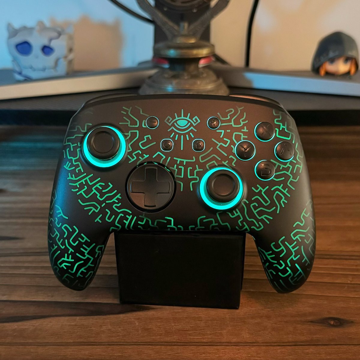 Funlab_switch's tweet photo. 🔍Zoom in! 

🤩Look at the details! How beautiful it is!
🙈Do you like it?

#funlab #funlabfirefly #newarrivals #nintendo #switch #zelda #zeldabreathofthewild #desksetup https://t.co/DQiw8khicC