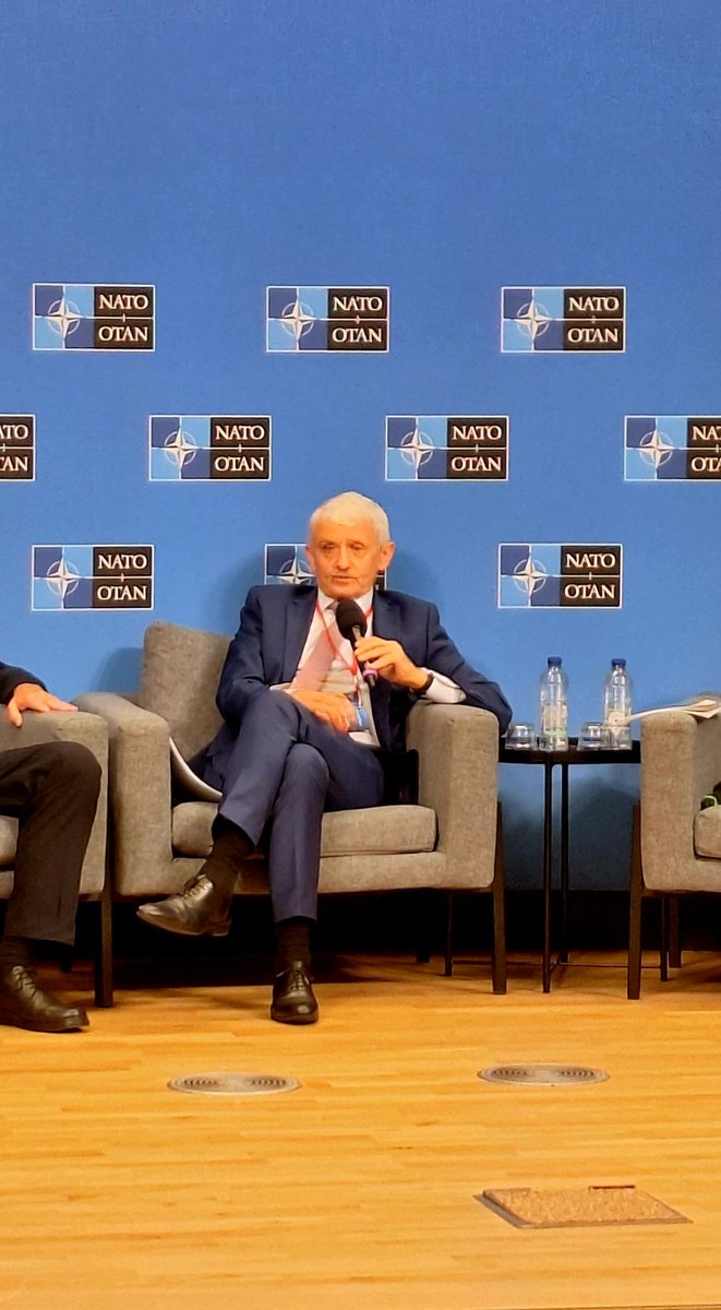 MDzurinda's tweet photo. The world is a battlefield. Are we 🇪🇺 ready?
Honoured to address the 70th General Assembly of the Atlantic Treaty Association to discuss our path forward.
A stronger European pillar within @NATO is the key to a secure Europe and its neighbourhood. https://t.co/hwpc1SQ5TD