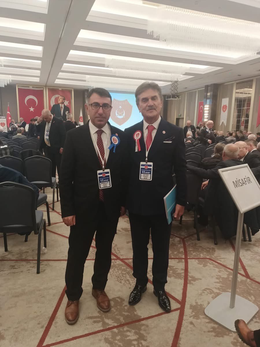 TEMAD YALOVA  İL BAŞKANLIĞIMIZ
KUTLAMA MESAJI.

Temad Yalova İl Başkanımız Erdoğan Yıldız  ve Genel Kurul Delegelerimiz ile birlikte Ankara'da TEMAD 17. Büyük Genel Kurula katılım sağladılar. Yapılan Genel Kurulda Genel Başkan Seçilen Sayın Cahit Koca'ya, Yönetimine ve Camiamıza