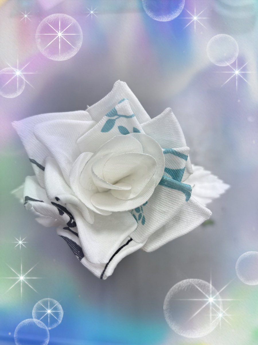 yukiemoko's tweet photo. ジェジュンの2018年のLIVETシャツでバラを作りました。
#リデュース
#ライブTシャツ
#Rose7 https://t.co/wttcEEfMmn
