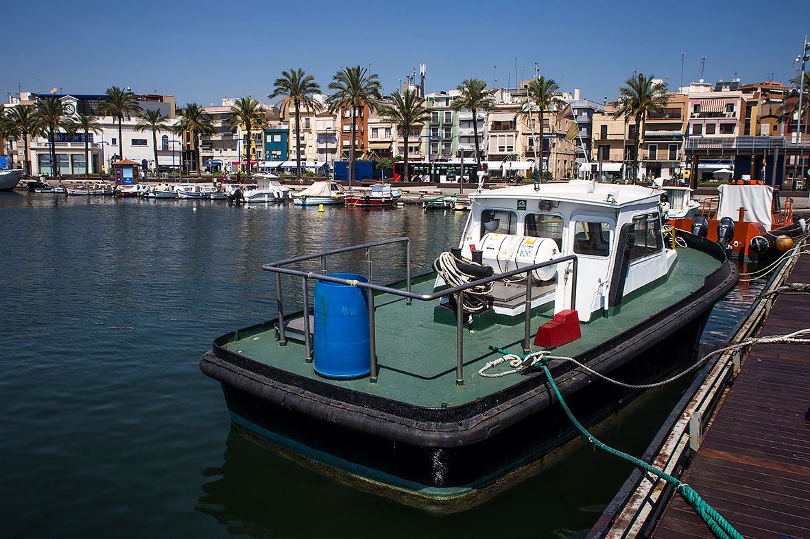 costadauradatur's tweet photo. 🐟 #ElSerrallo és un punt de referència de la #CostaDaurada per l'oferta gastronòmica i la situació privilegiada. Veniu a degustar-hi la seva deliciosa cuina marinera tradicional? 😋
📸 gemllad, Manel Antolí (RV Edipress), @vilaniucomunica
@TGNturisme #vilesmarineres #Tarragona https://t.co/eUHgcV03xL