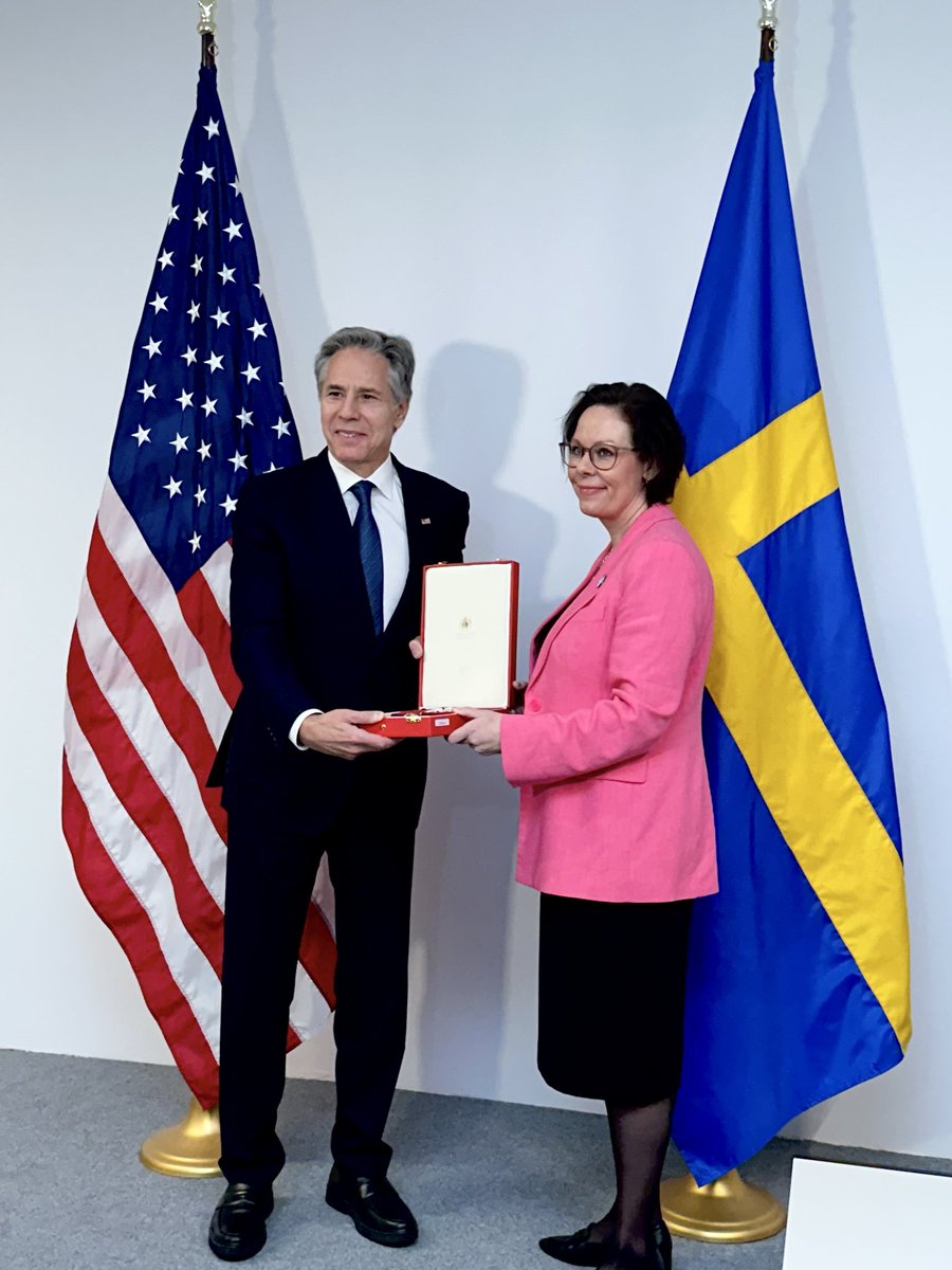 Today I had the honour of bestowing the Commander Grand Cross of the Royal Order of the Polar Star to the US Secretary of State <a href="/SecBlinken/">Secretary Antony Blinken</a> in Valetta. Mr Blinken was awarded the Order of the Polar Star in October for his significant contribution in support of Sweden’s NATO