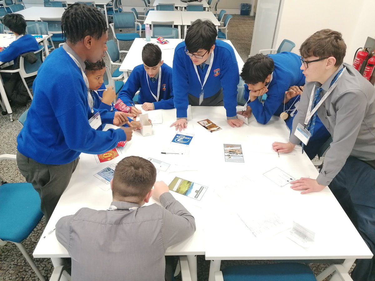 Business_Dept's tweet photo. Always a pleasure for @StVincentsd11 2nd years to visit our Business in the Community partner @workday with @BITCIreland #ourschoolourcommunity #wdaylife #enterprise https://t.co/bWthYglGtO