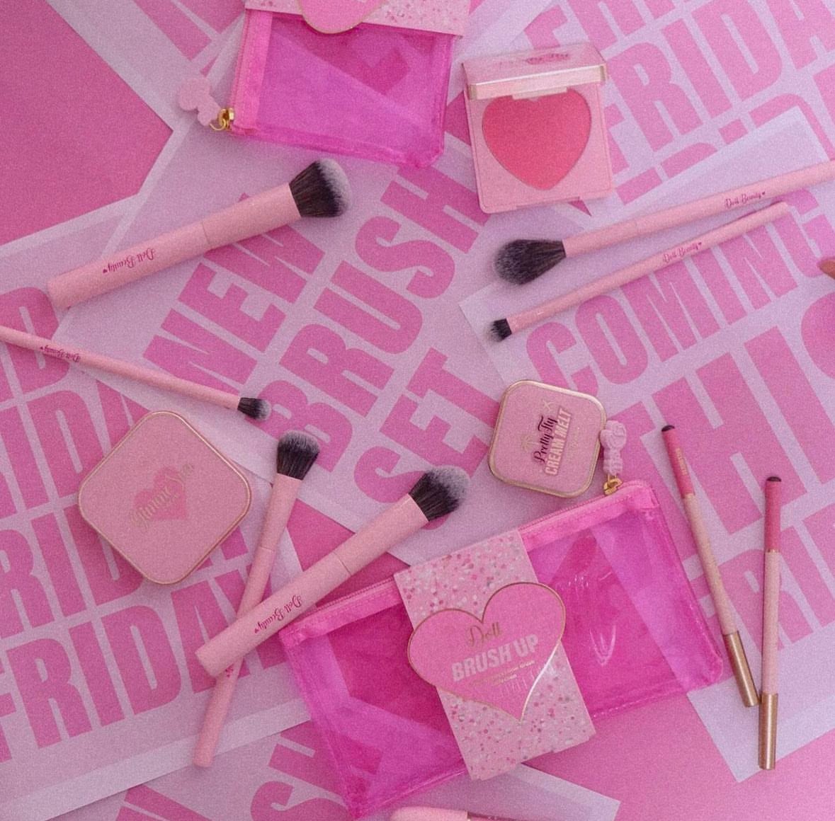 emmaxchanelx's tweet photo. @__dollbeauty_ newness launching tomorrow 🙌🏻🩷 https://t.co/R15Ir2naNd