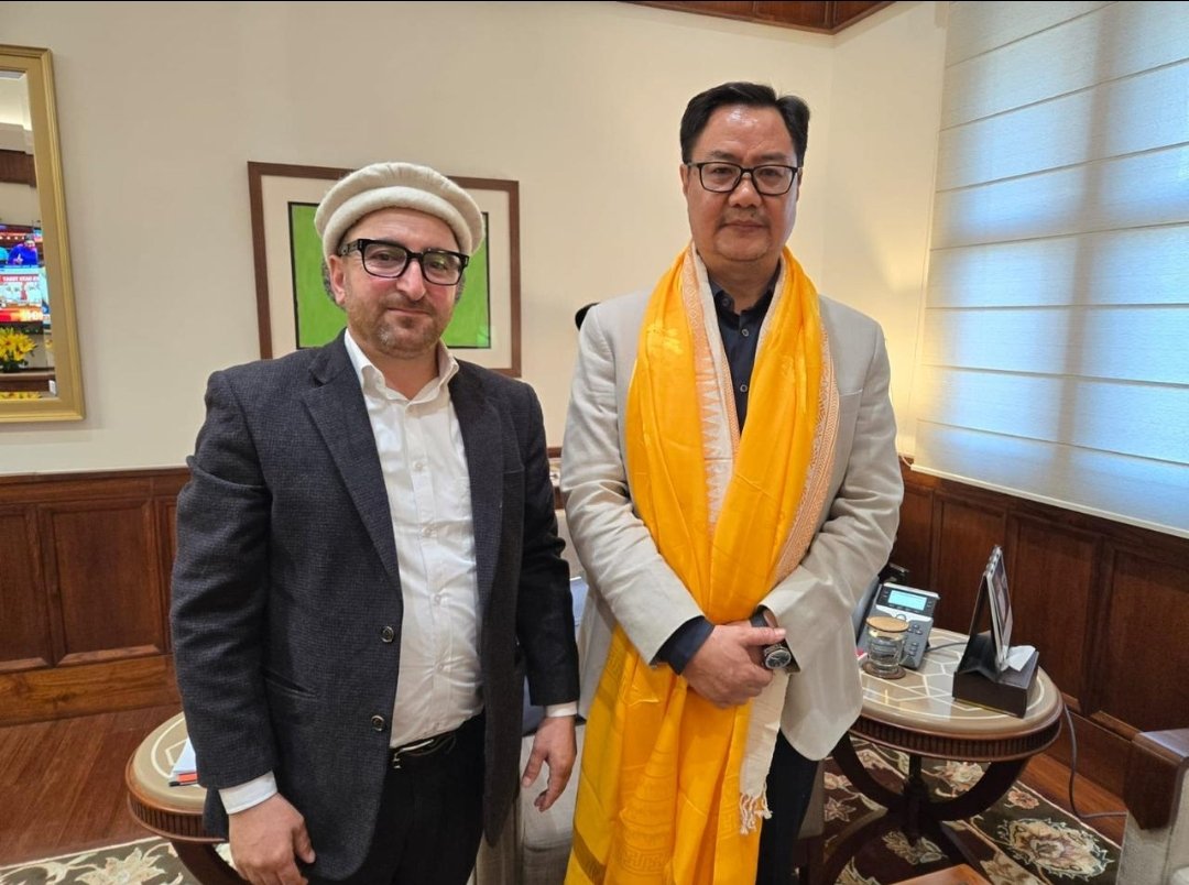 PurigTimes's tweet photo. Political Activist @SajjadKargili_ met the Hon’ble Union Minister for Minority Affairs, Shri @KirenRijiju in New Delhi.

He presented proposals aimed at empowering minority communities and youth in Ladakh. https://t.co/lXpl8mkKVC