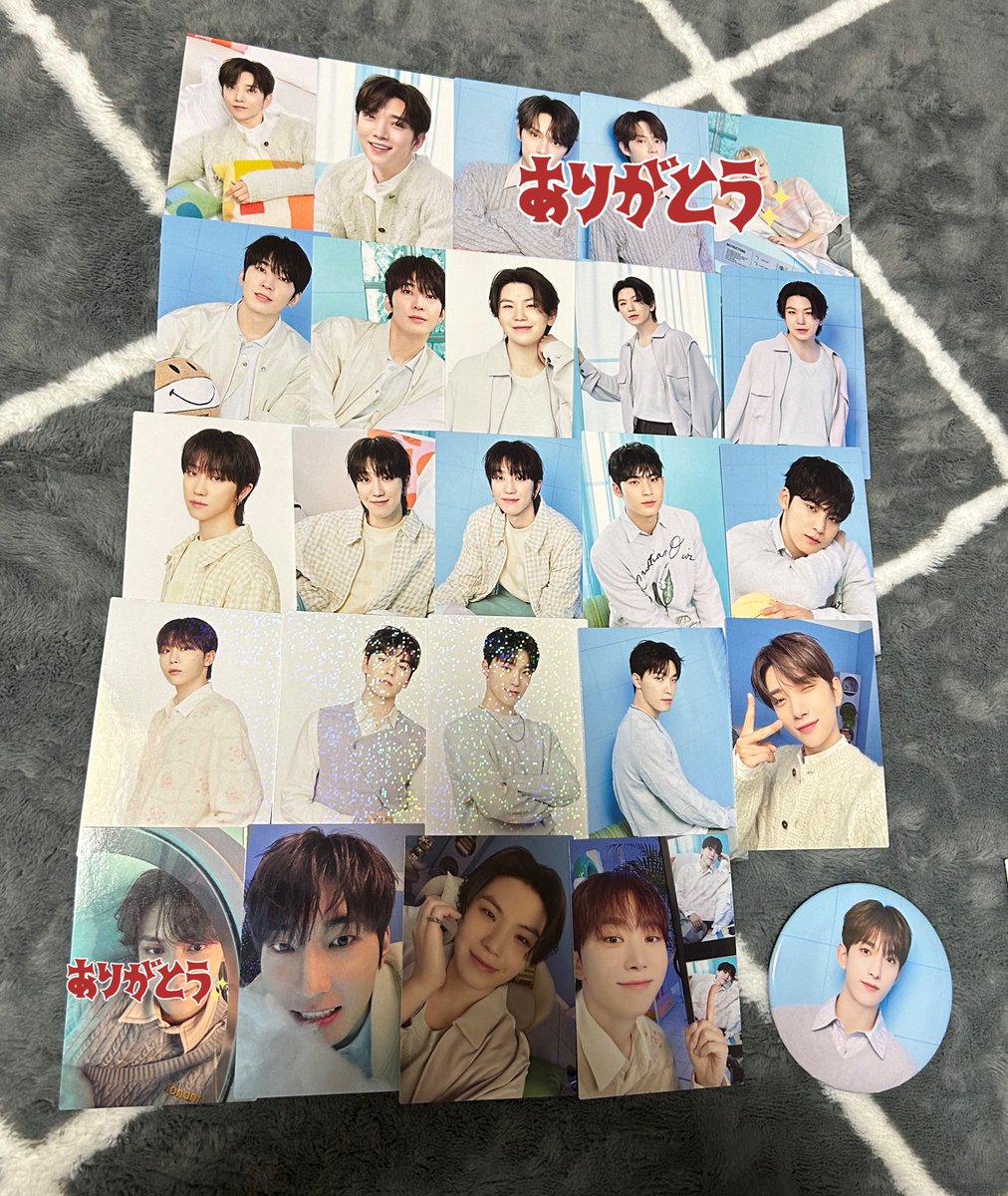 akari8030's tweet photo. SEVENTEEN セブチ HOME 交換 トレカ

譲）1枚目

求)2枚目💕
スンチョル ジョンハン優先
🦊⇄👼   缶バッジ⇄🍒

郵送希望📮
お気軽にお声掛けください！
 #SEVENTEEN交換 https://t.co/YHKqEGScr8