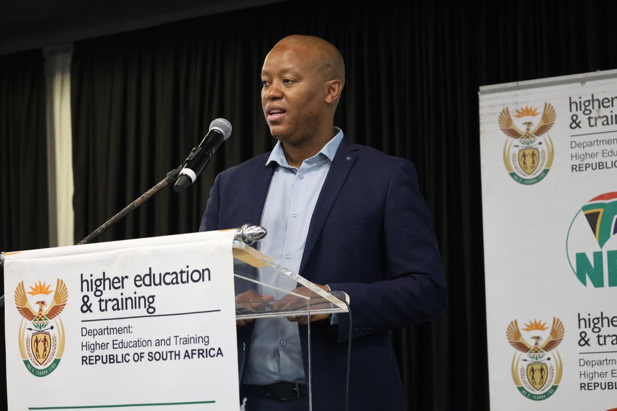 HigherEduGovZA's tweet photo. Mr Setjhaba Meje from University Branch in the Department, setting the tone and mood at the Capacity Development workshop for University SRCs at Birchwood
He officially opened 3-day workshop and welcomed students from all universities in SA
#SRCCapacityBuilding
#Universities https://t.co/BpJpuTABzi