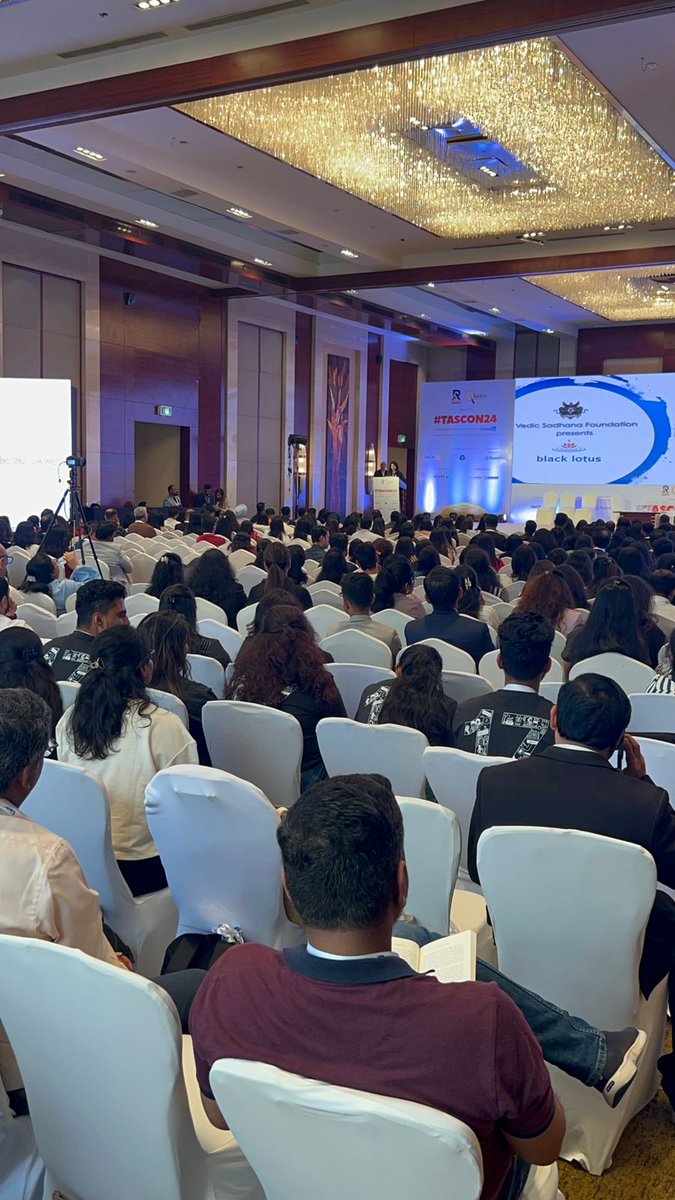 AIMERZ_AI's tweet image. At #TASCON24, we're connecting with industry leaders and exploring smarter hiring solutions.
Our Founder, Vishwa Mohan, and Lokesh Mathur are here to share AIMERZ’s vision of simplifying hiring for businesses and job seekers alike.
#AIMERZ #AIMwithAIMERZ #TASCON24withAIMERZ