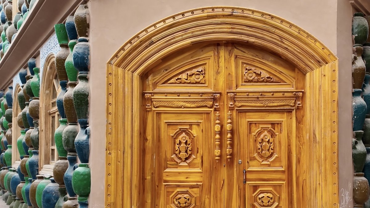 CGTNOfficial's tweet image. #TalkXinjiang | The Gates of Kashgar #docu news.cgtn.com/news/2024-12-0…