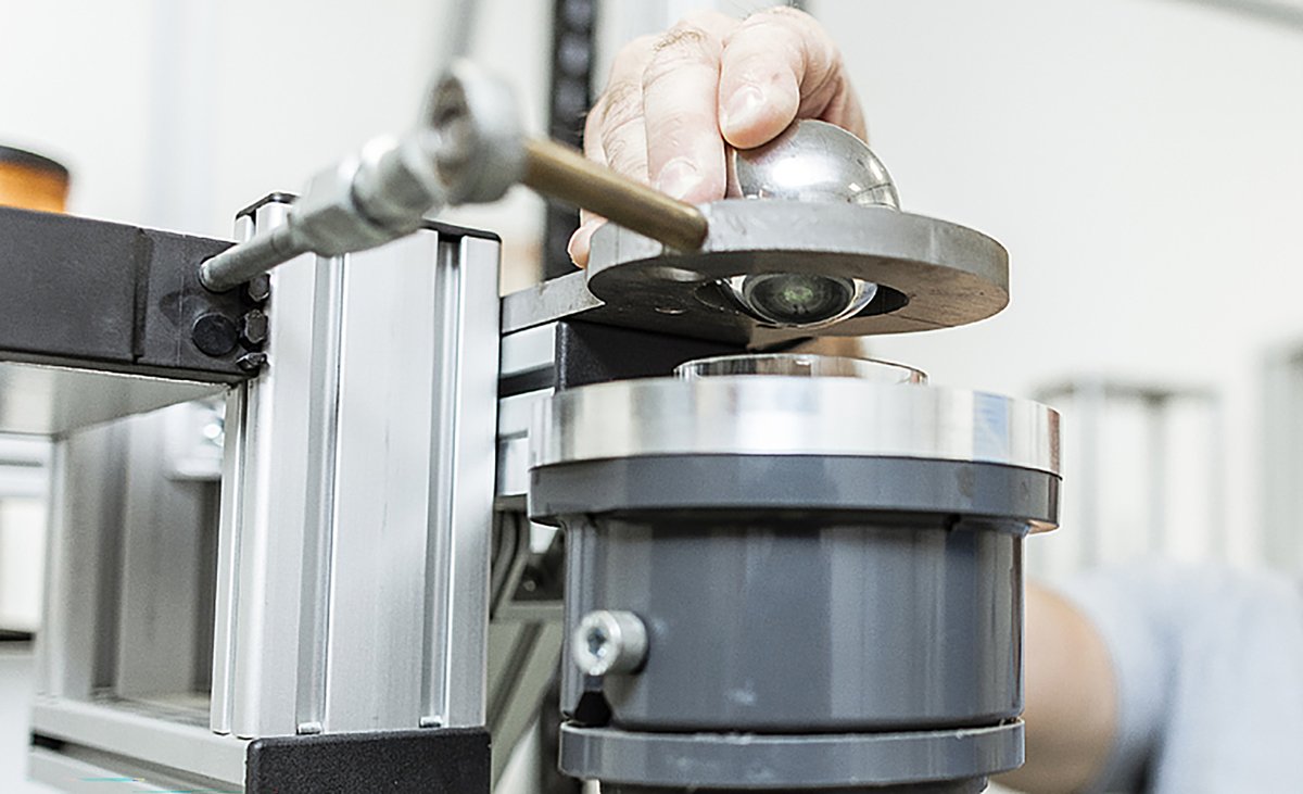 SpelsbergUk's tweet image. When you need a safe and strong electrical protection solution, our rigorous #IngressProtection testing ensures complete confidence that #Spelsberg #Enclosures will last for years in the most challenging environments: spelsberg.co.uk/customising/te…