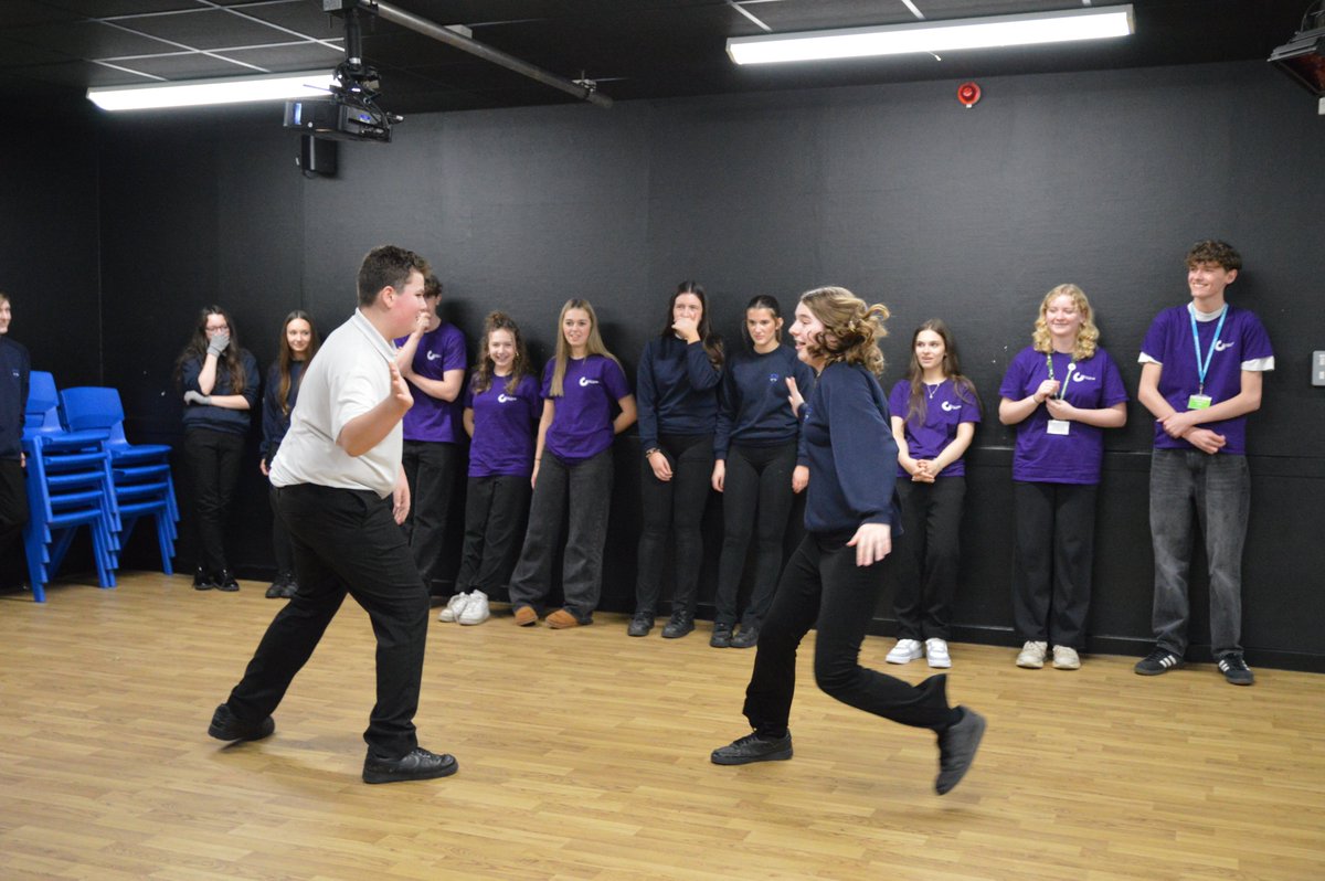 The Wavell School (@wavellschool) on Twitter photo A huge thank you to the <a href="/Farnborough6th/">Farnborough 6th</a> students for running an amazing drama workshop for Year 9 yesterday! Our Year 9 students brought fantastic energy and confidently embraced all the activities with enthusiasm. A huge thank you to the <a href="/Farnborough6th/">Farnborough 6th</a> students for running an amazing drama workshop for Year 9 yesterday! Our Year 9 students brought fantastic energy and confidently embraced all the activities with enthusiasm.