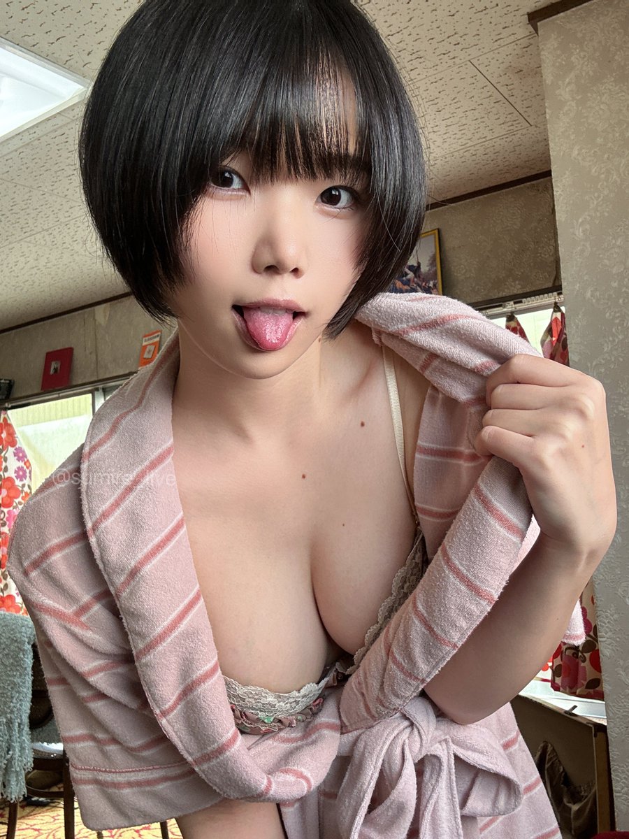 明日20時、
すみれch史上最大のお知らせがあります。

ついに…
○○デビュー…！？

見逃さないでください💜