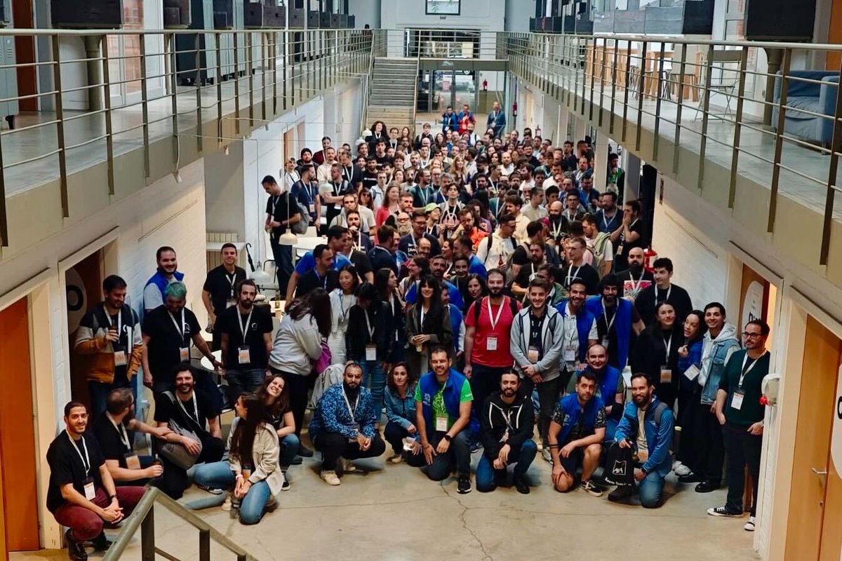 💫 Software Crafters Barcelona 2024: ¡Gracias por hacerlo posible! 

Con la llegada de diciembre, cerramos oficialmente el capítulo de la edición 2024 de Software Crafters Barcelona. 💜