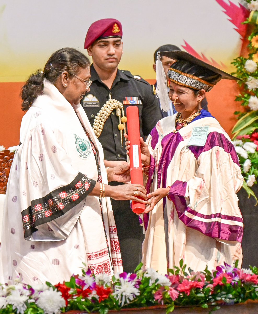 Feel thrilled on custodian millet farmer, Smt Raimati Ghiuria from Kundra, Koraput being conferred with an Honorary Doctorate by OUAT in its 40th Convocation today. Hon President of India presented this honour to the ‘barefoot scientist’. 
Dr Raimati Ghiuria, you are a true