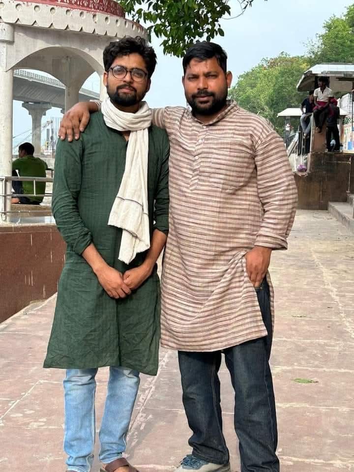 संघर्ष के साथी पटना यूनिवर्सिटी के छात्र नेता छोटे भाई दोस्त भावी प्रोफेसर साहब <a href="/kumail_quadri/">Kumail Raza Quadri(کمیل رضا قادری)</a> साहब को जन्मदिन की बहुत बहुत मुबारकबाद अल्लाह आपको हमेशा खुश रखे और कामयाबी दे