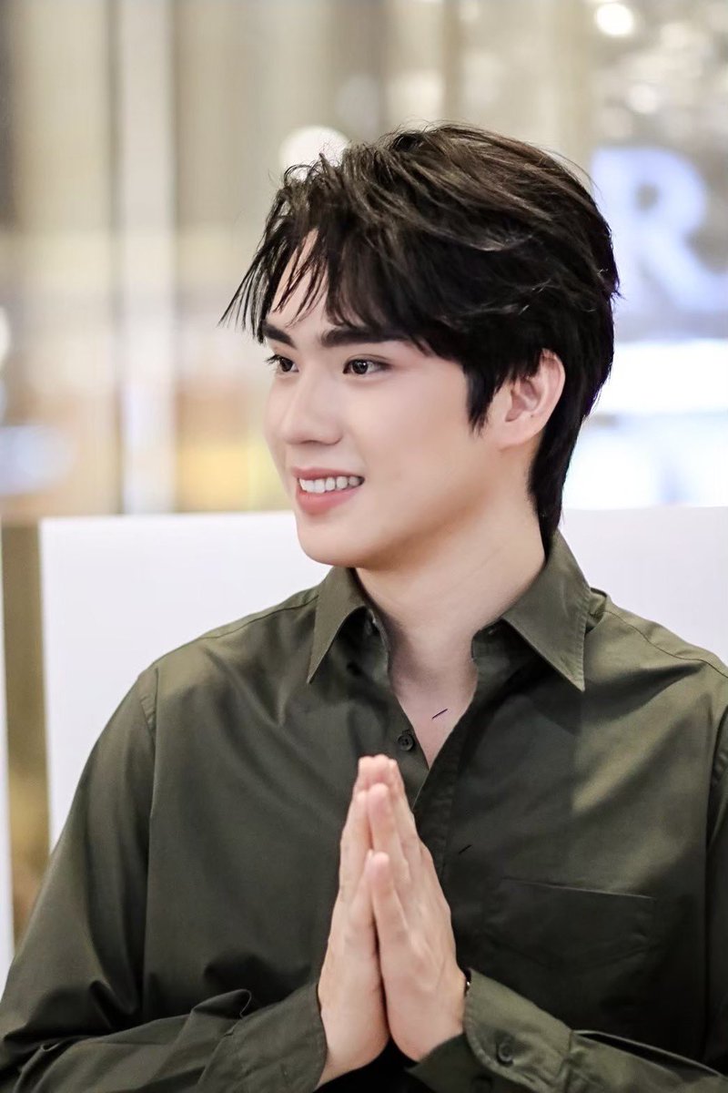 dhpui's tweet photo. HBD @Tee_Jaruji ขอให้มีแต่สิ่งดีๆ เข้ามาในทุกๆ วัน มีความสุขล้นๆ นะ🎂🎉💛 
#HappyTEeJarujiDay2024
#TEeThanapon #ตี๋ธนพล https://t.co/Tgz3jHc81B