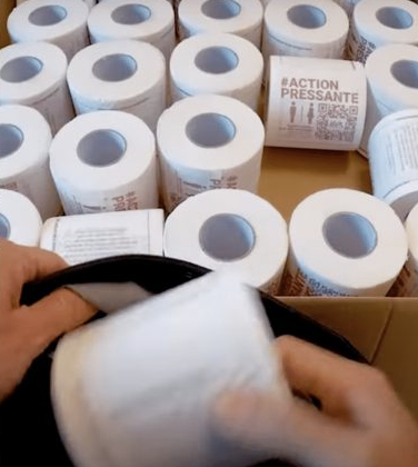 creapills's tweet photo. Cette association détourne le papier toilette de l'Assemblée nationale pour sensibiliser les députés à la maladie de Crohn

Plus d’infos : https://t.co/OnfDrtIPTd https://t.co/U8mlDLMGTV