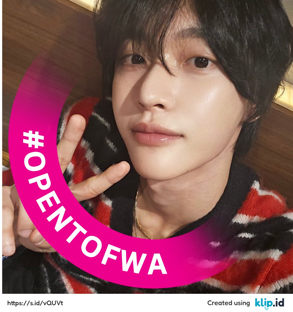 ⋆ tweet media