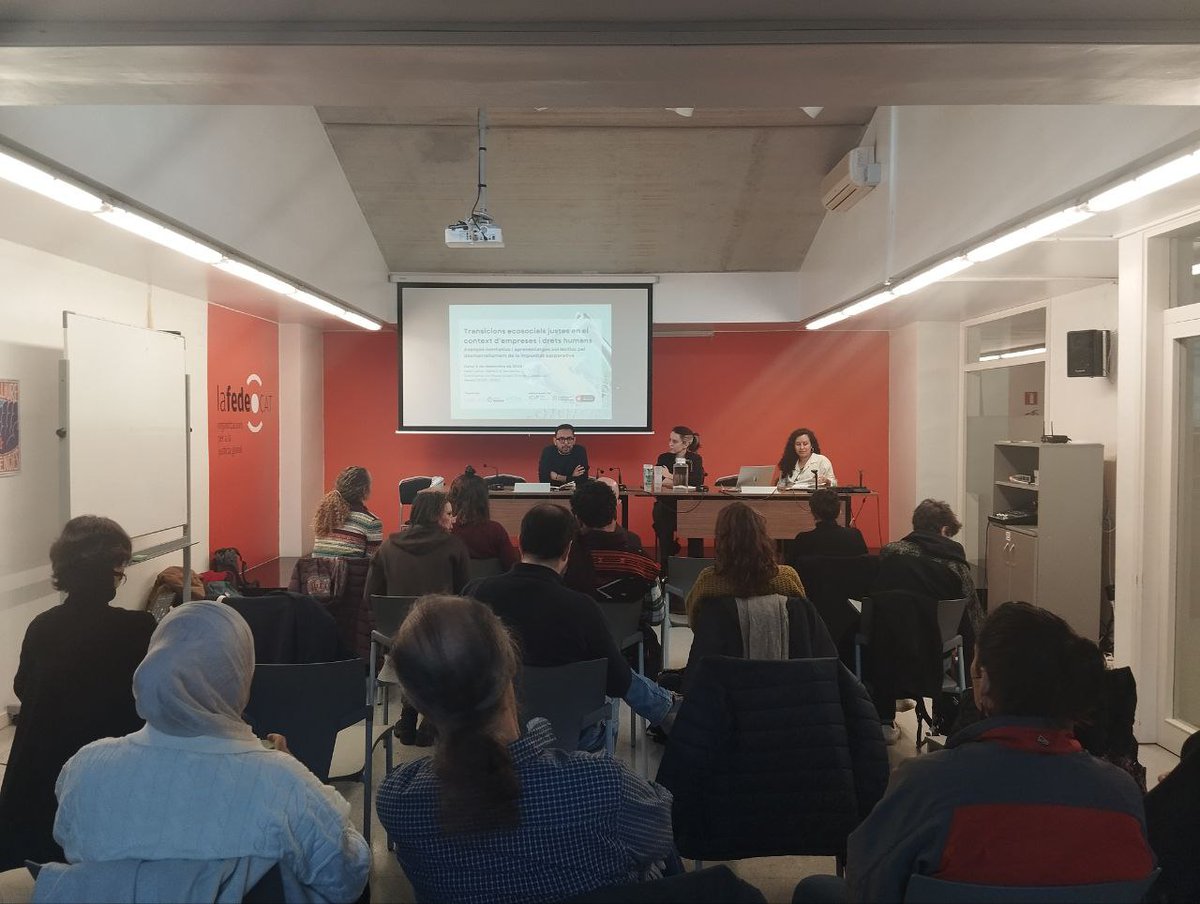 CICrA_coop's tweet photo. Ahir va tenir lloc la jornada sobre transicions ecosocials justes en el context d'empreses i drets humans 🌿 Moltes gràcies a totes les organitzacions i colectius que vam participar i que van fer-la possible 💚

Compendi disponible en la nostra web 👉 https://t.co/vmPlr0g3lZ https://t.co/Vx2ZHlIBhQ