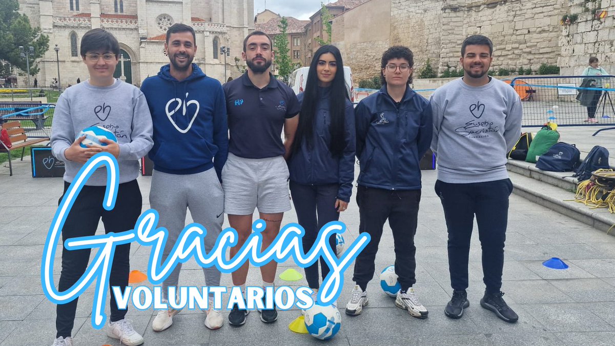 ESFundacion's tweet photo. Voluntario= Persona que hace algo por espontánea voluntad y no por obligación o deber.
❤Agradecemos enormemente la labor  de los voluntarios de la Fundación y mostramos nuestro respeto y admiración por cualquier persona que dedique su tiempo a la sociedad, en cualquier entidad y en cualquier lugar.
🤝Hoy, 5 de diciembre, celebramos el Día Internacional del Voluntariado.  #DíaDelVoluntariado