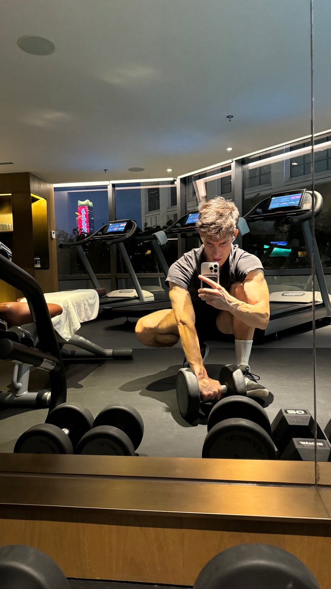 migelrams's tweet photo. Gymnastics #Gymbro https://t.co/pOlE4Nhdq7