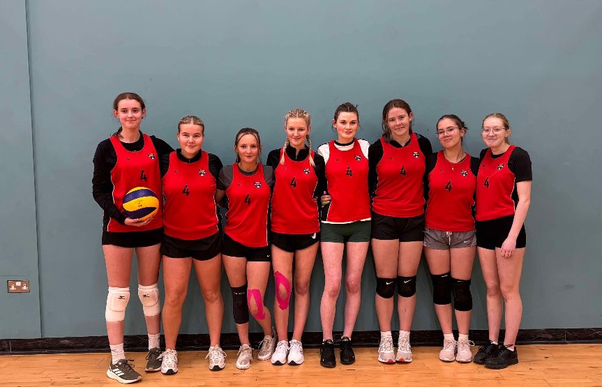 Senior Volleyball 🏐

First full game for the girls on Monday- great experience and much more to come for them in the future 🤩

MVP- Zuzanna

#weareCHS #determination #teamwork