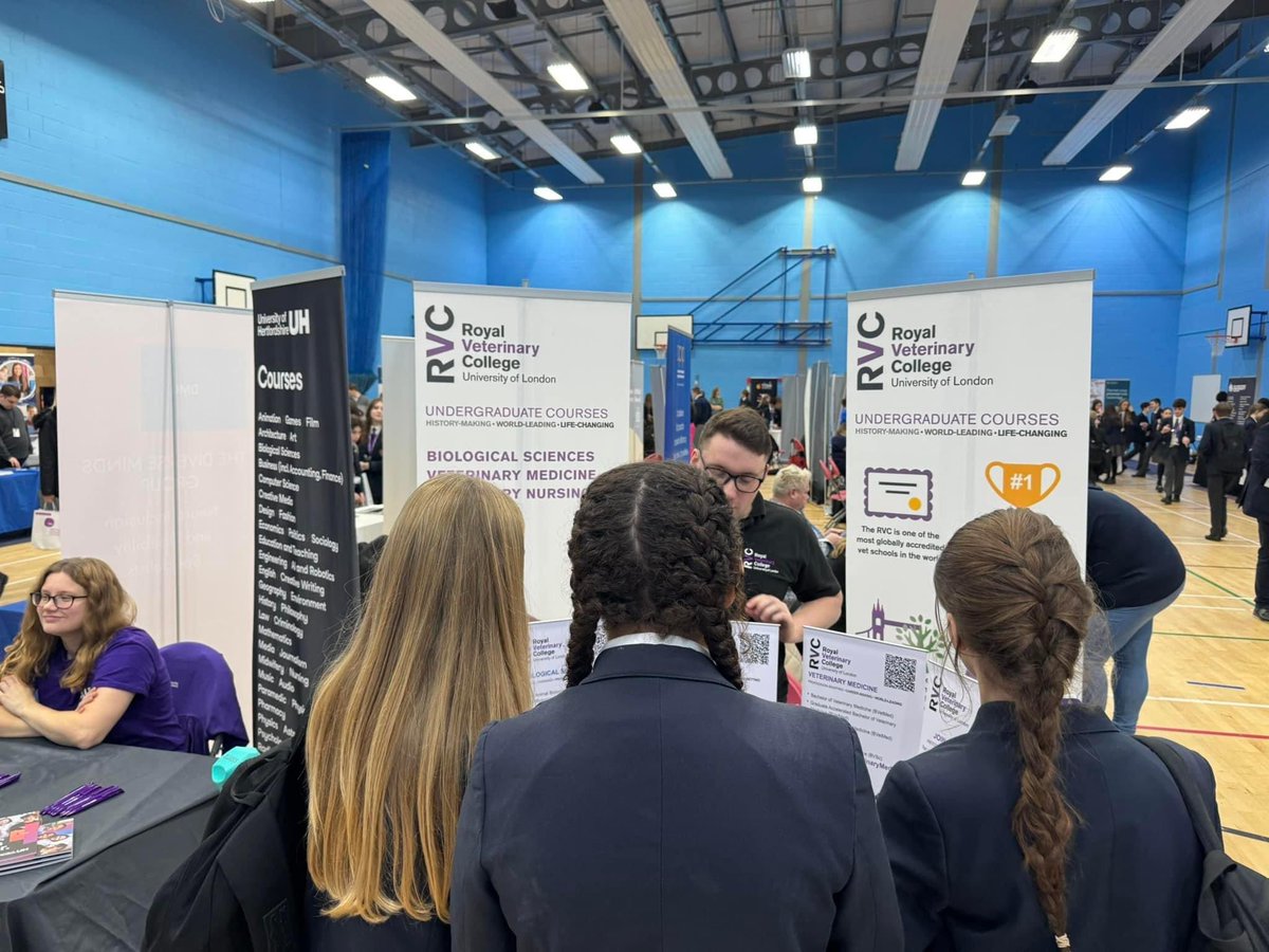 Our year 9 students attended the Generation Hertfordshire Careers Fair, run by the Careers and Enterprise Company. They had the opportunity to speak with universities as well as local and national employers. They asked fantastic questions thinking deeply about their futures.