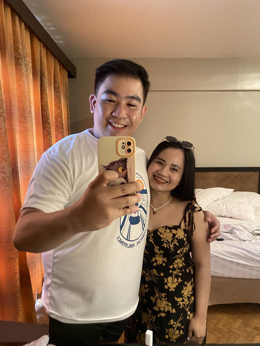 SlnnLee's tweet photo. High waist is high waisting bruh hahhahaha had fan kahit nagka lagnat pag uwi hehe https://t.co/h3Z5RKMUlN