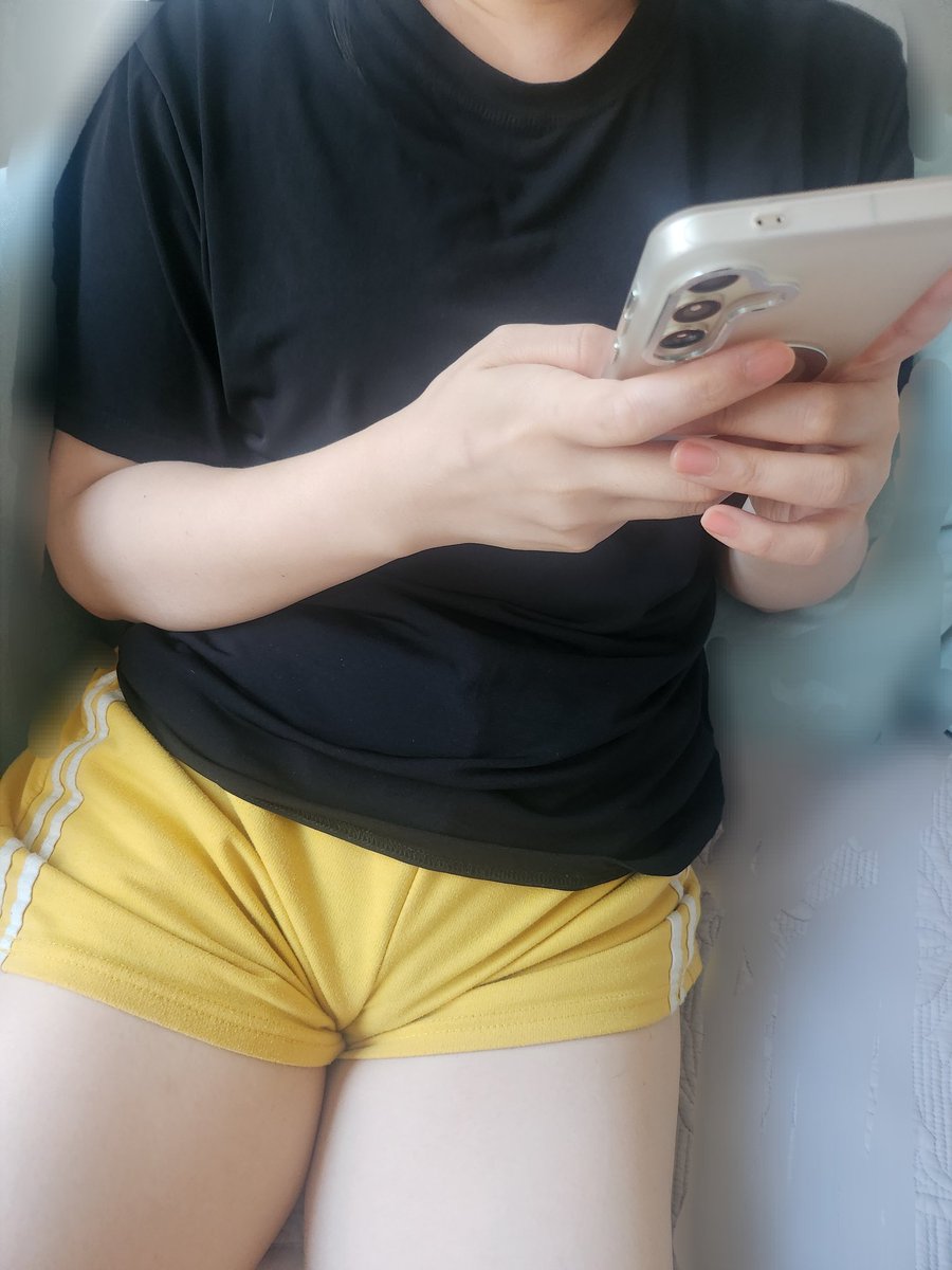 freesh_123's tweet photo. 뭐가 보이는것 같은데 저만 그런가요...
#섹트 #맘눌뎀 #변녀 #유부녀 https://t.co/qRj9Mmu5z8