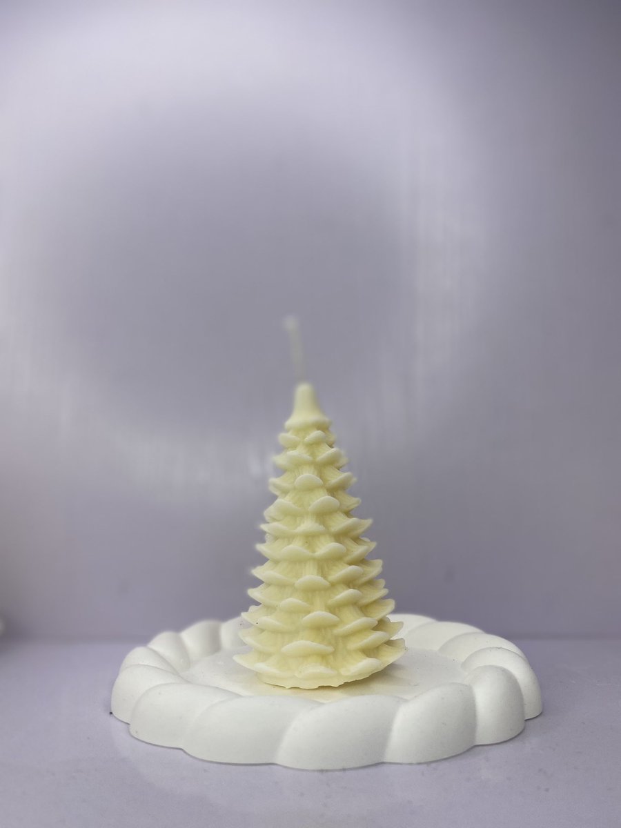 Sweet_ivy_Cakes's tweet photo. INTRODUCING;
Candles by ivy care @IvyCarePackage 

Aesthetic candles are special for a few reasons! First, they often come in beautiful designs or unique shapes that can enhance your home decor. The colors and styles can match different aesthetics, whether it's minimalist, https://t.co/ZxyrowrT8s