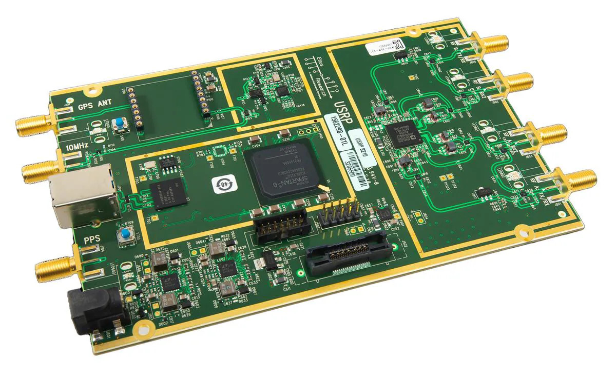 stuartcording's tweet photo. Want to get into software-defined radio (SDR)? The @DigilentInc Ettus USRP™ B210 is a compact yet versatile software-defined radio (SDR) platform powered by a Xilinx Spartan-6 FPGA, offering two transmit and two receive channels. #ElectronicsReporter #Mouser #EIU https://t.co/rYyNh1R9YM